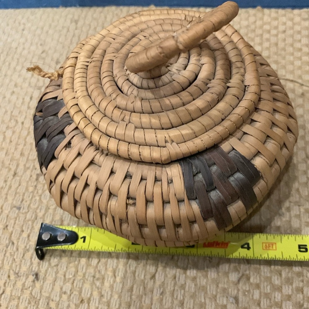 Vintage Botswana Small Hinged Basket